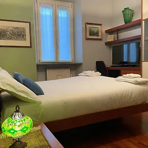  Appartamento Cozy Flat Mins Walk To Navigli And Metro Porta Genova
